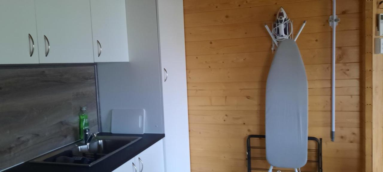 Churchill Cabin Мерибъроу Екстериор снимка