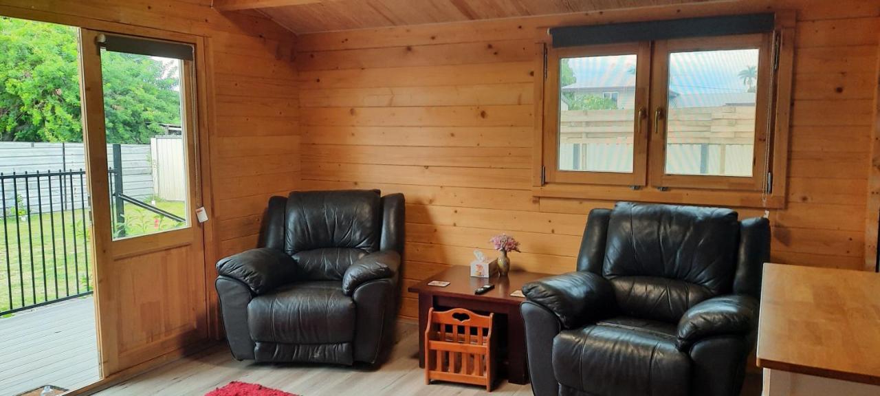 Churchill Cabin Мерибъроу Екстериор снимка